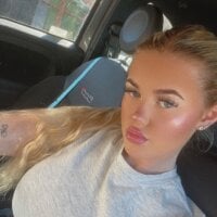 MollieBabe webcam model