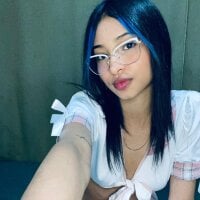 Lissandra_18's Avatar Pic