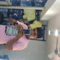 haroldflo12's Offline Chat Room