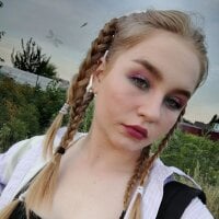 WandaMartin's Offline Chat Room