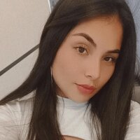 Lali_F's Offline Chat Room