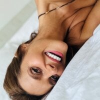LilyRoselyn's Avatar Pic
