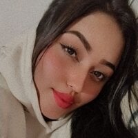 ana_squirt19's Offline Chat Room