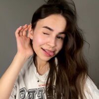 LionKierra webcam model