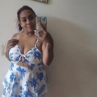 Alina_diaz's Offline Chat Room