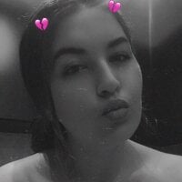 yzabell18 webcam