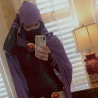 MissBlushALot's Offline Chat Room