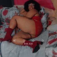 QueenOfThickness1984 webcam model