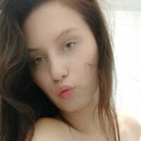 yourveronika's profile image'