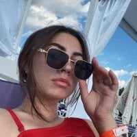 MirabelleSunhine's Offline Chat Room