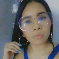 roxy_coner Adlı Modelin Çevrimdışı Sohbet Odası