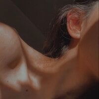 Tharu_2002 webcam model