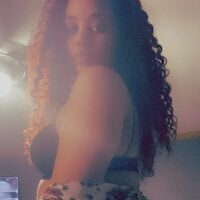 DiccJonas_TinyTurner711 webcam