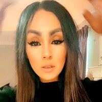 Alexa_Dollxxx's Offline Chat Room