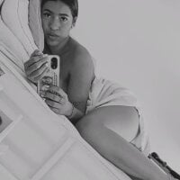 Sofia_stewartt webcam