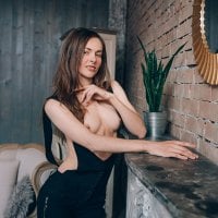 LeaGoldy's Offline Chat Room