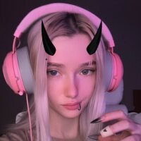 White_kitty01's Profile Photo