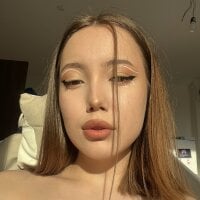 doll_dolores' Offline Chat Room