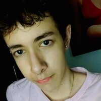 غرفة دردشة Aaron_Flexboy دون اتصال