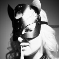 Ricka_Moon: δωμάτιο συνομιλίας εκτός σύνδεσης