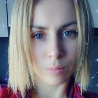 MsRiuna's Avatar Pic