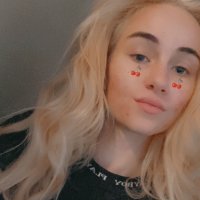 cookiezncreme's Offline Chat Room