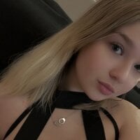 LesleyMil 頭像圖片