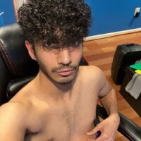 BrownBoyCheeks15 webcam