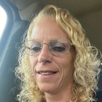 shortblondegirl79のオフラインチャットルーム