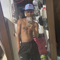 Mikeytayson offline chatrum