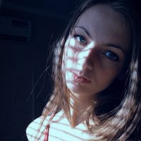 Selena__Hot's Offline Chat Room