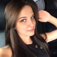 WhitneyGrundy webcam
