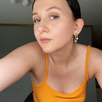 AprilLove webcam model