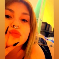 FoxxxylovecamOFF's Offline Chat Room