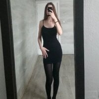 غرفة دردشة LynFelton دون اتصال