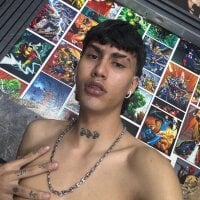 Dani_returnsLive Webcam