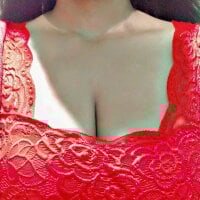 BerryOnFire webcam model