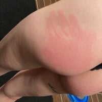 Petitewabooty's Offline Chat Room