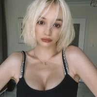 AkiraNari's Offline Chat Room