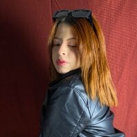 ShyVibes_ webcam model