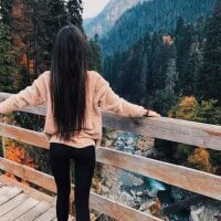 Romona_'s Offline Chat Room