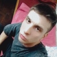 Smokingz420 Adlı Modelin Çevrimdışı Sohbet Odası