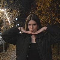 SallyAdams' Offline Chat Room