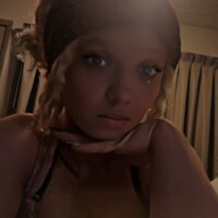 sweetthang420710 webcam