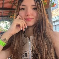 Alice_bloom_ webcam