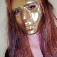 Themaskedgirl22 webcam