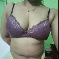 Hotty-couple063 model avatar