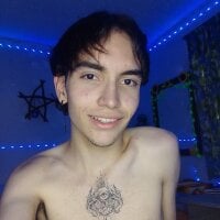 naughty_thompson webcam