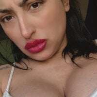 Reyna_Fetiche_Milena webcam model