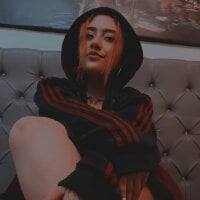 NiaStark_ webcam model